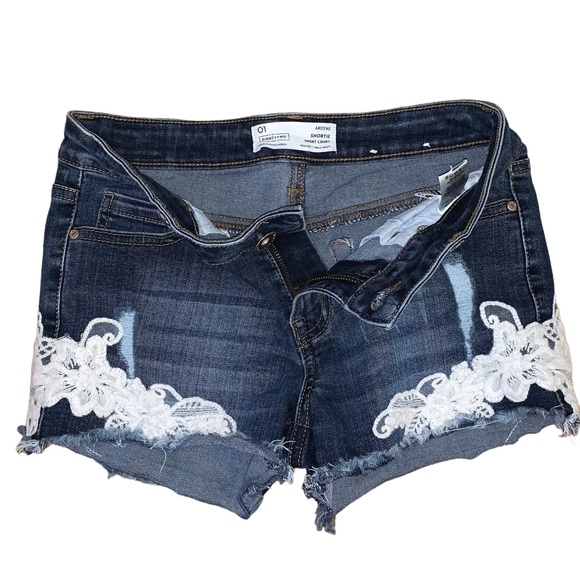 Eighty Two Denim Ardene Shortie Short Court High Rise Jeans Shorts Size 01 - Picture 3 of 8